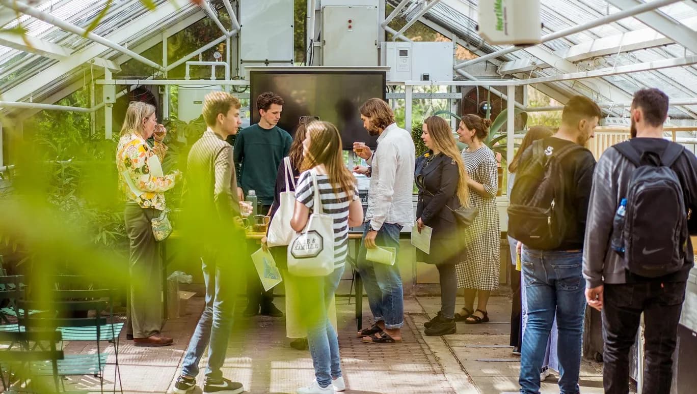 Tasting tour in the Hortus Botanicus.