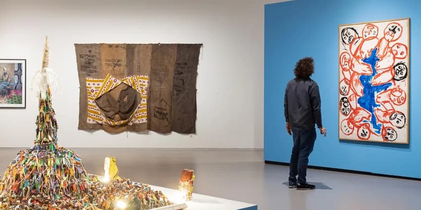 Installation view of Kosmogonie: Zinsou – een Afrikaanse kunstcollectie Cosmogony: Zinsou -- an African art colleciton contemporary art exhibition in October 2022