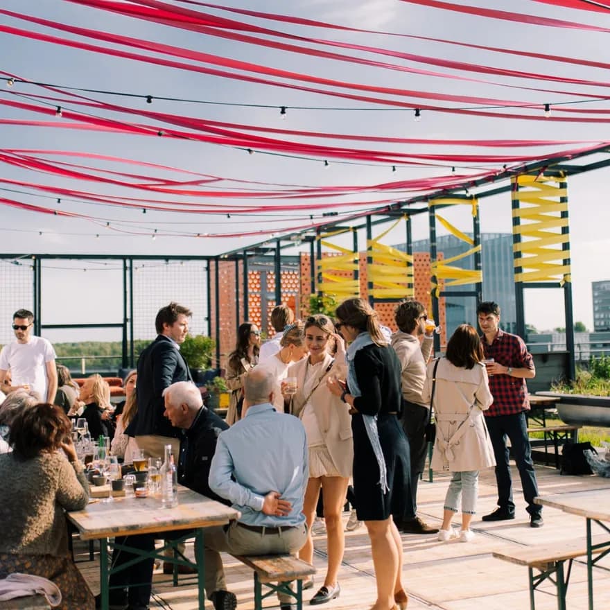 Bar Bistro Bureau people having drinks on the rooftop terrace