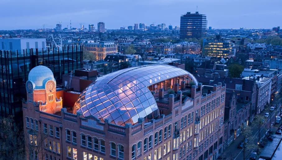 Exterior of Capital C building.