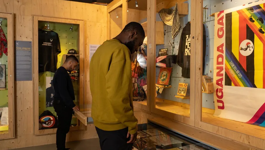 A couple visits Imagine IC.