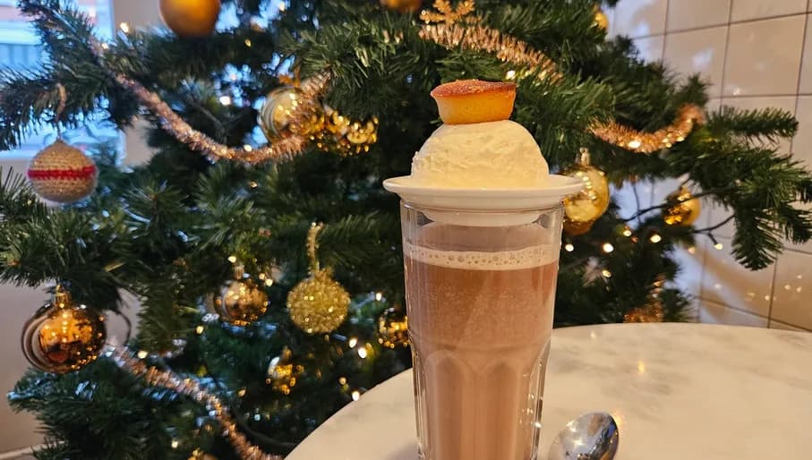 Kessens Amsterdam, interior chocolate milk chocolademelk, winter