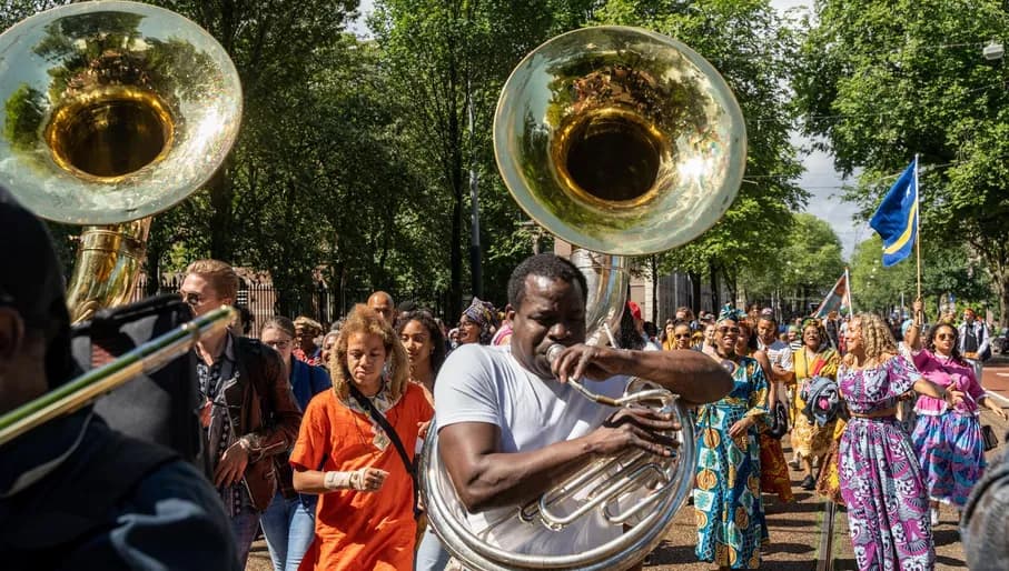The 'Bigi Spikri' march during Keti Koti 2022.