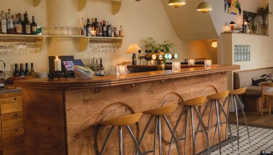 Restaurant De Tros Amsterdam East Oost interior