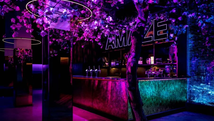 Amaze immersive audiovisual experience interior bar