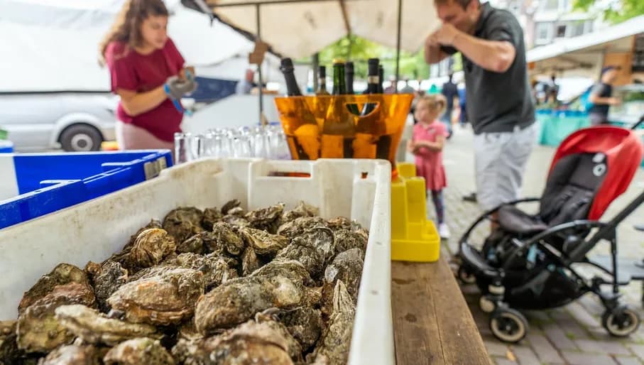 Noordermarkt food market farmers market