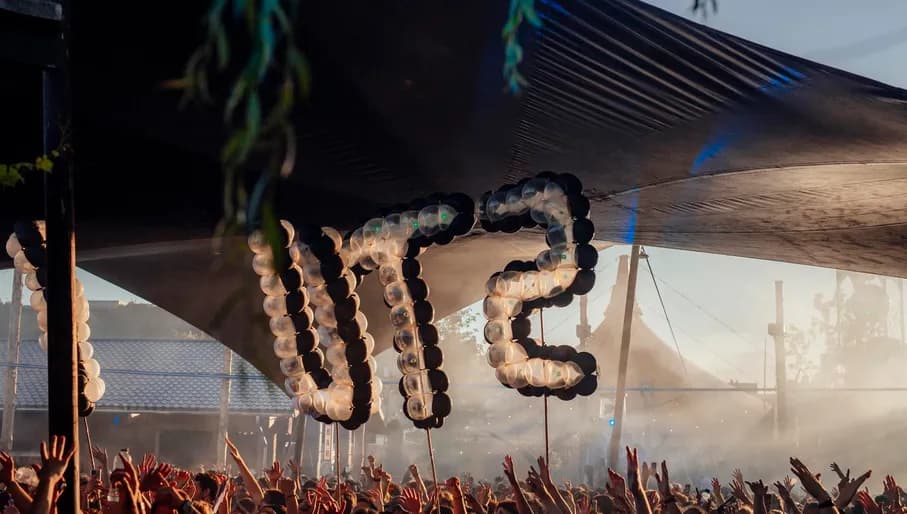 Thuishaven club party