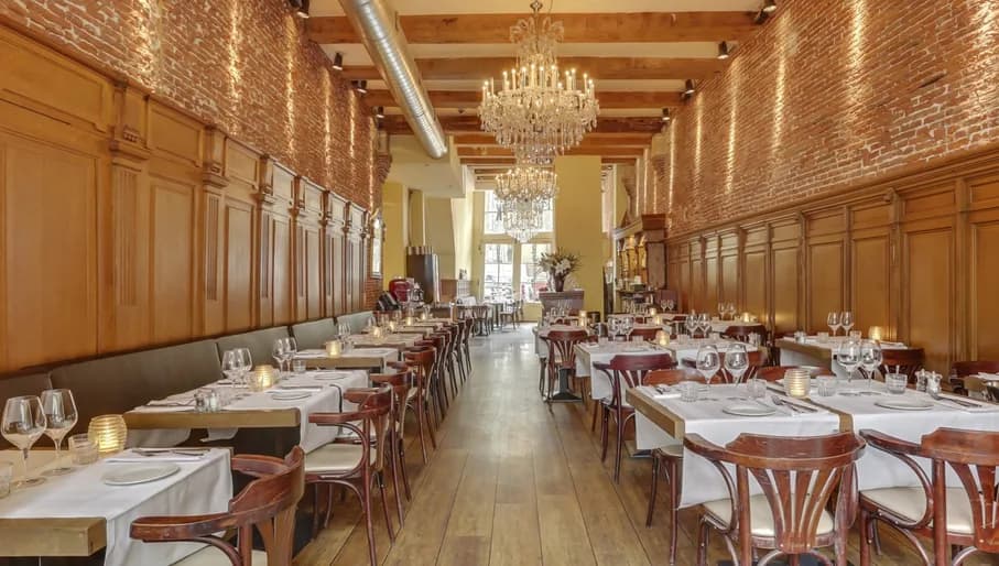 Van Speyk restaurant interior