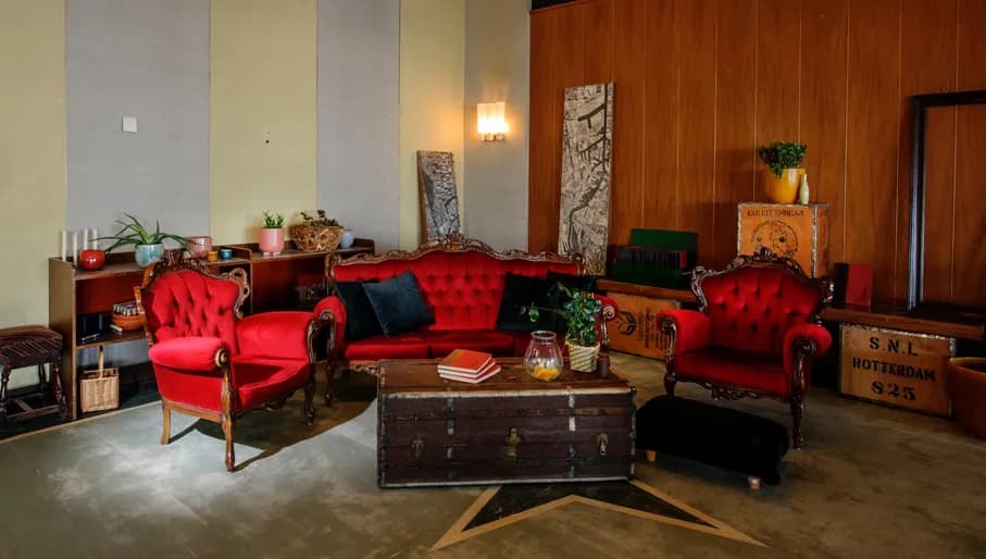 Kompaszaal café & event venue interior