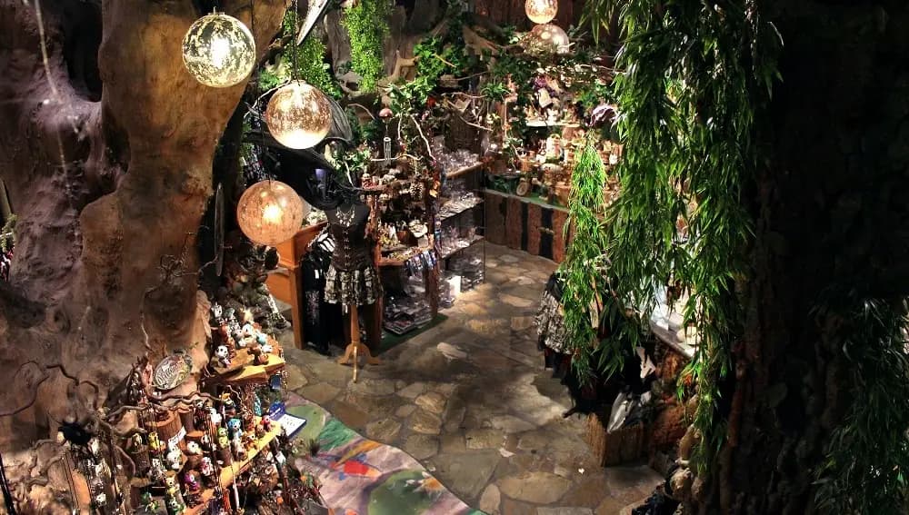 Fantasy Shop Chimera