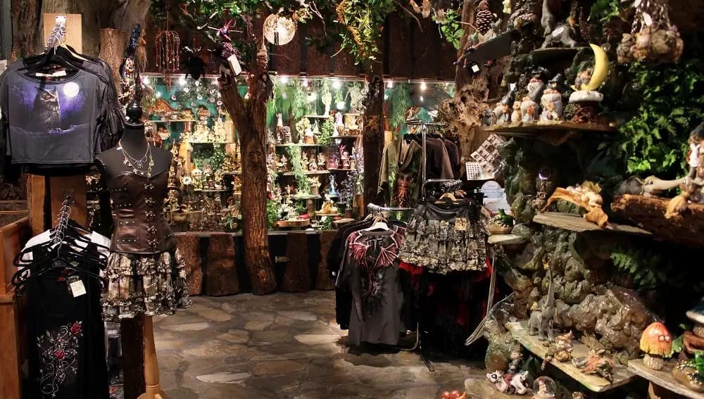 Fantasy Shop Chimera