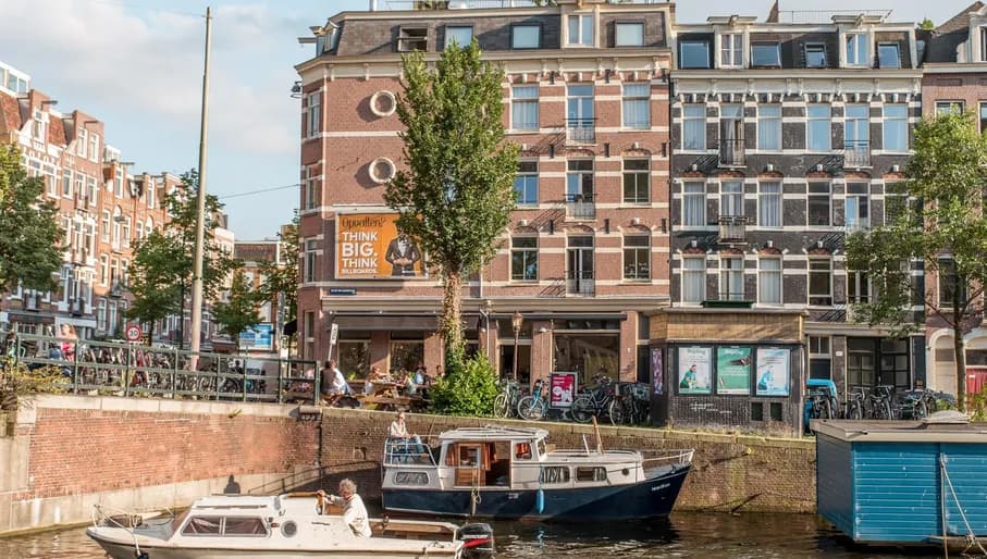 Boats on the Jacob van Lennepkade