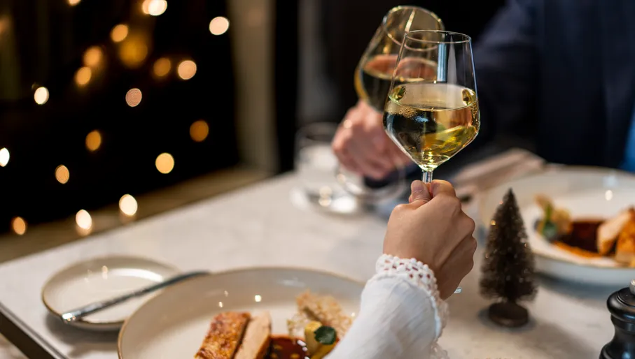 Anantara Grand Hotel Krasnapolsky festive dinner and wine pairing