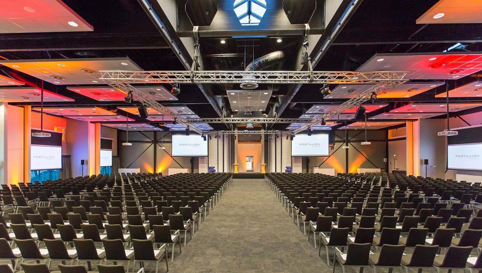 Postillion Hotel & Convention Centre Amsterdam