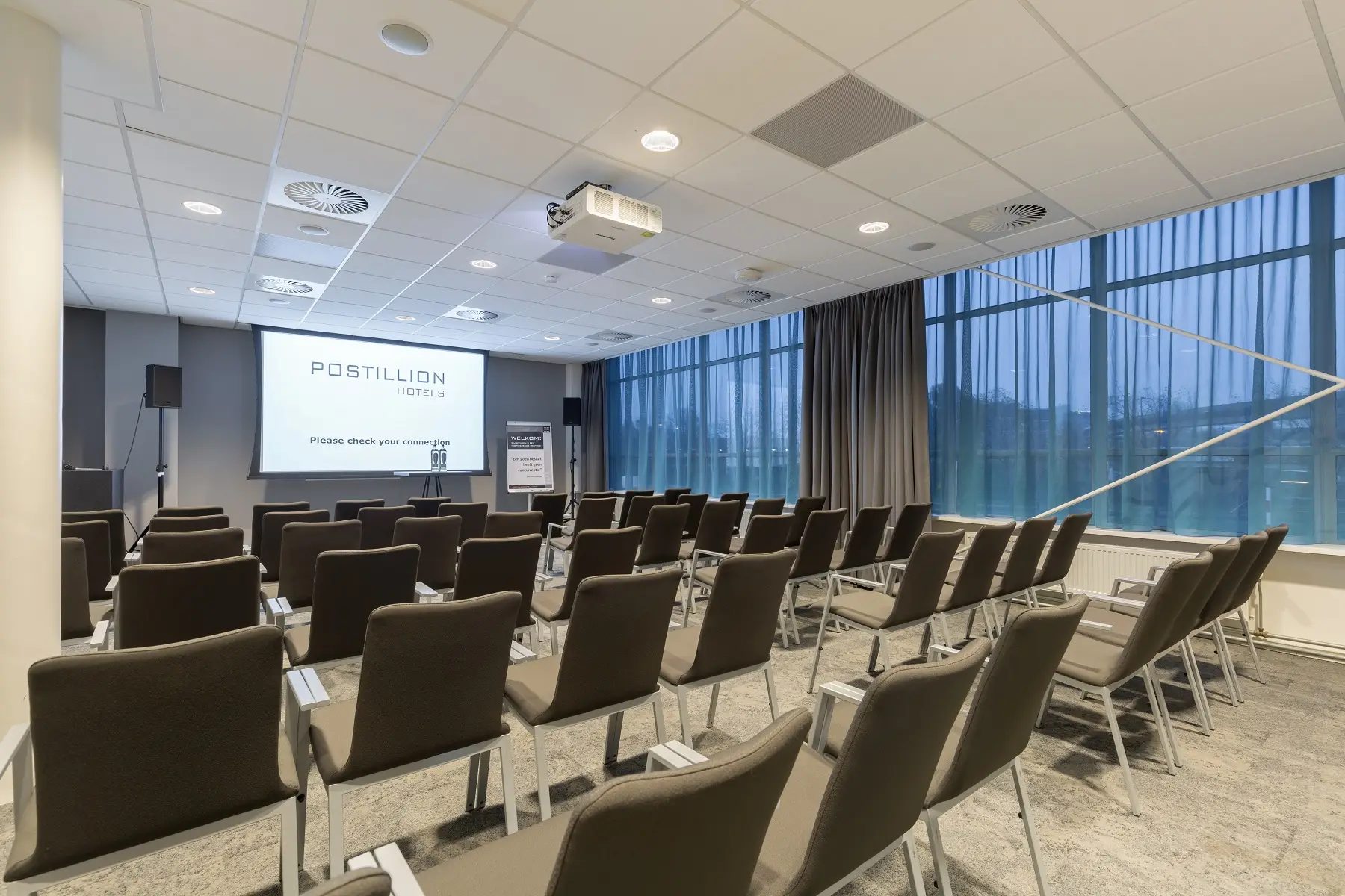 Postillion Hotel & Convention Centre Amsterdam